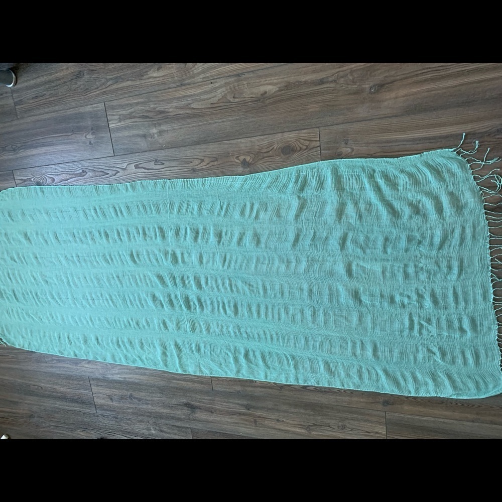 Scarf - Picture 7 of 7